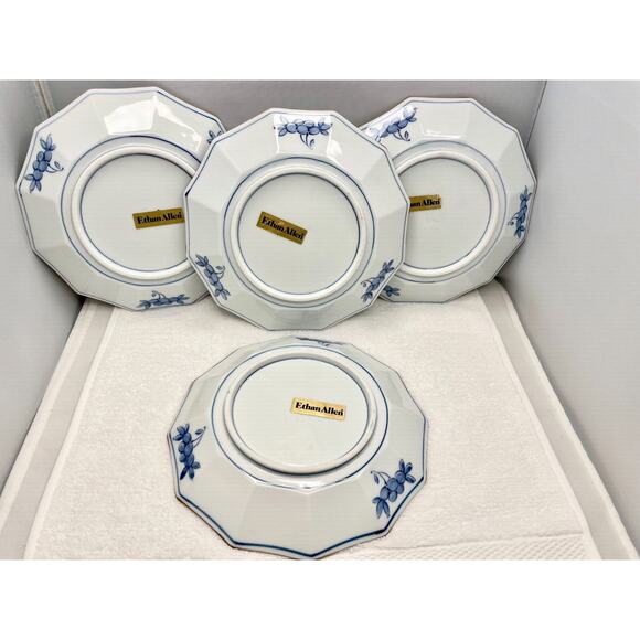 ETHAN ALLEN Arita Imari Octagonal Floral Porcelain Salad, Dessert Plates - 4 - Picture 9 of 10
